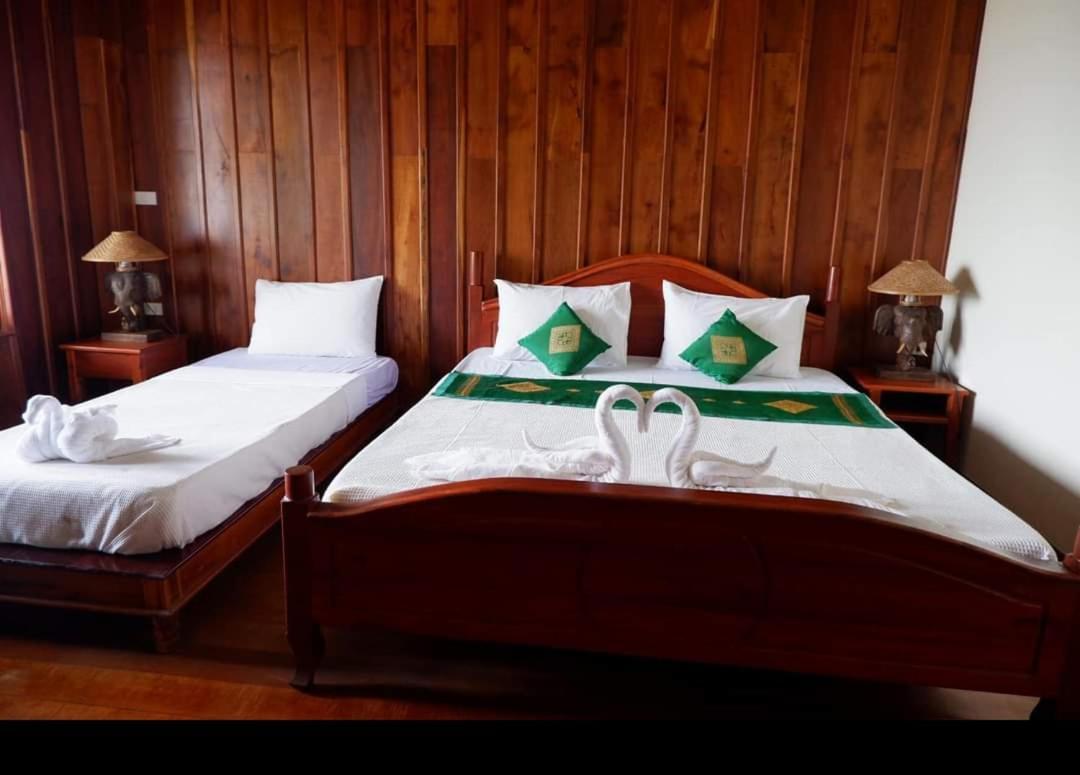 Kongmany Colonial House Hotel Muang Khong Exterior photo